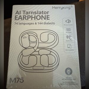 Merryking M75 AI Translator Earbuds / Wireless  Bluetooth Earphones / New in Box